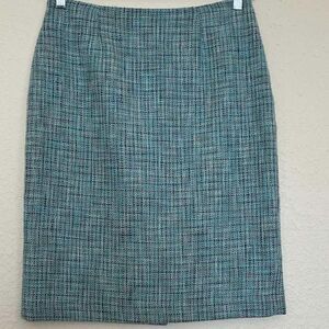 Premise Women's Short Straight Woven Tweed Zip Closure Lined Green Size 8
